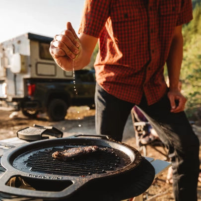 Solo Stove BONFIRE Gusseisen-Grillrost mit Aufsatz