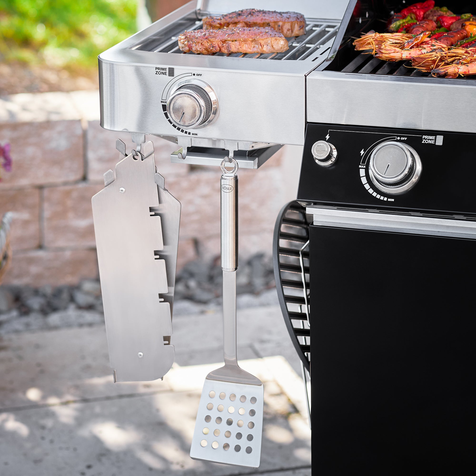 Rösle Gasgrill BBQ-Station VIDERO G4-S Vario + 50 mbar inkl. Abdeckhaube